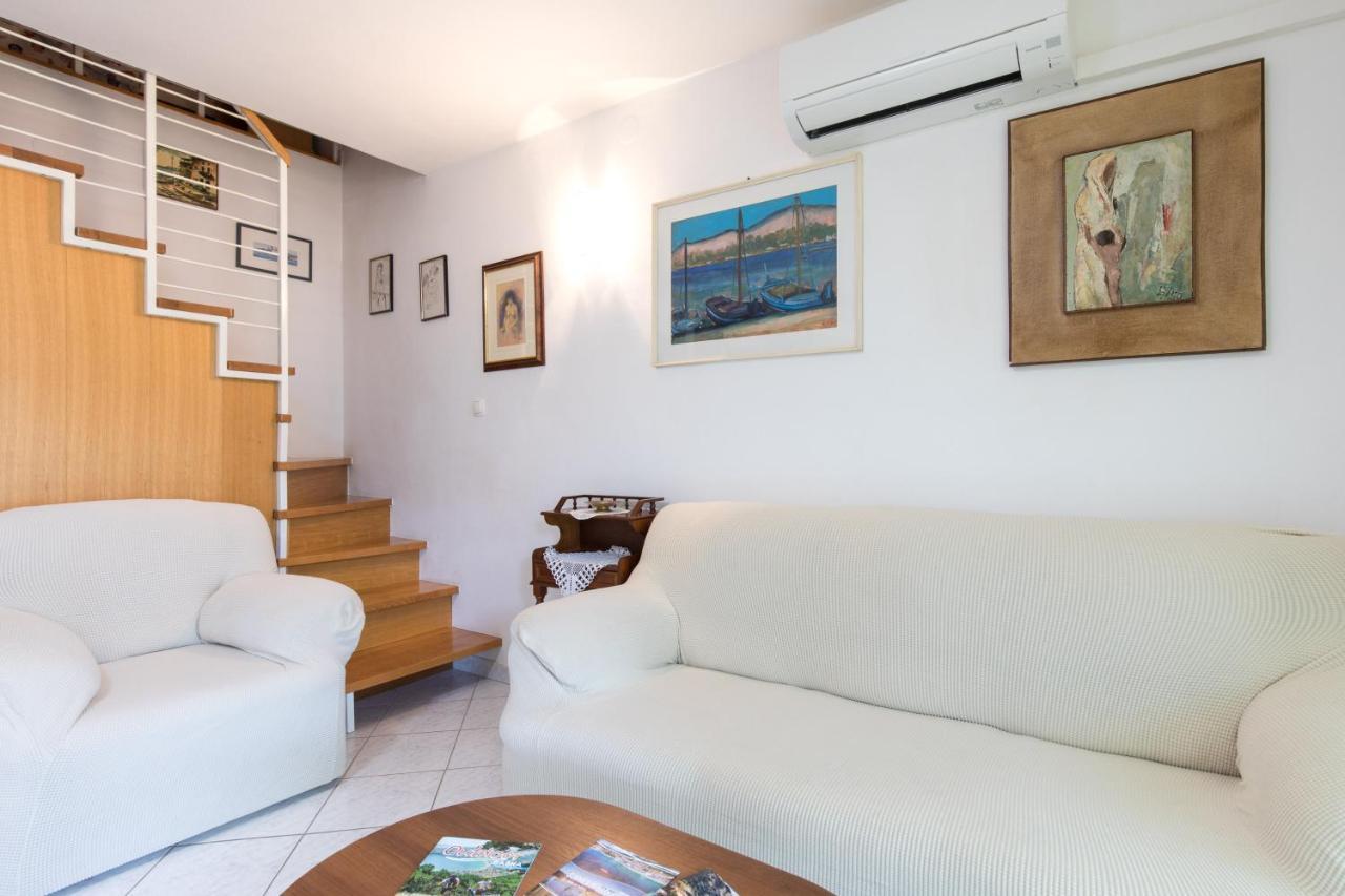 Apartment Glorija With Balcony Baška Exteriör bild